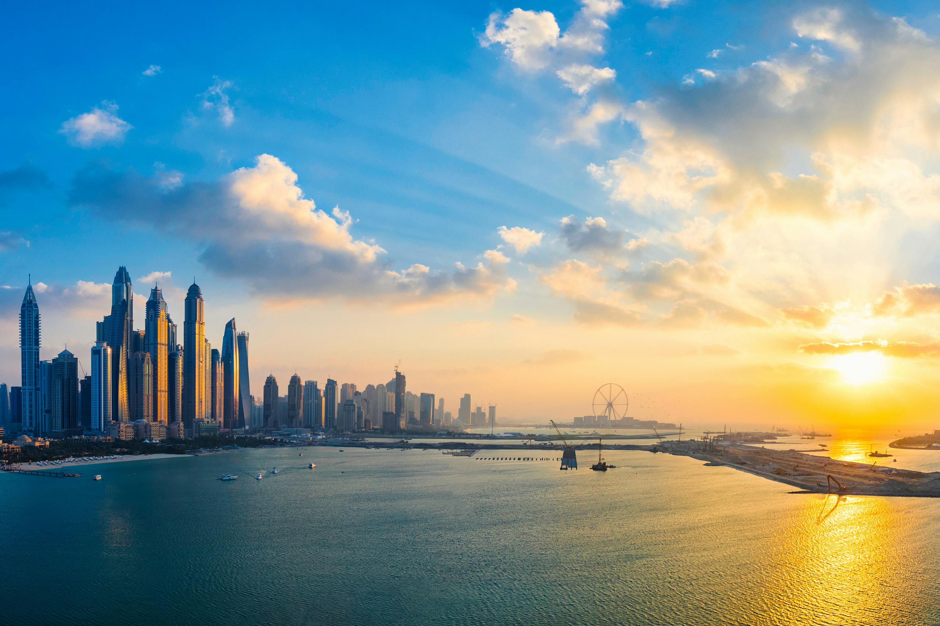 Dubai Marina vs Downtown vs Palm: high-intent neighbourhood searches